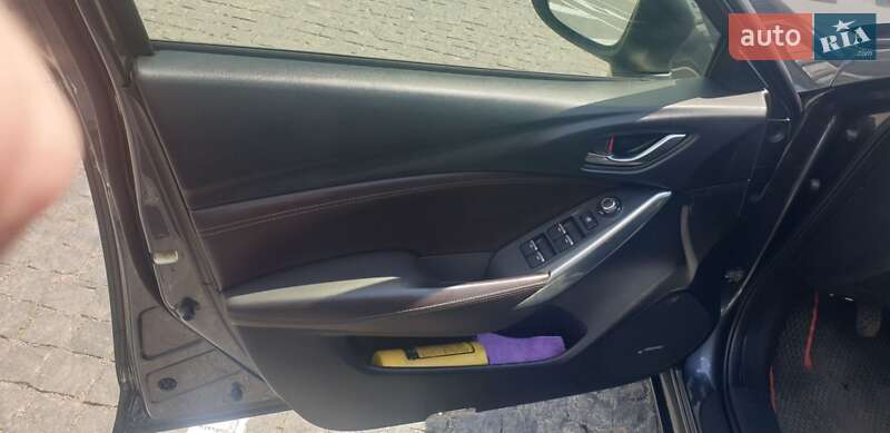 Универсал Mazda 6 2015 в Киеве