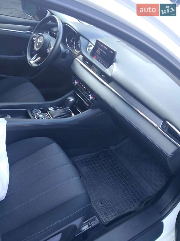 Седан Mazda 6 2018 в Хмельницком