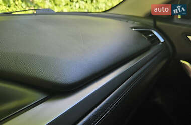Седан Mazda 6 2016 в 