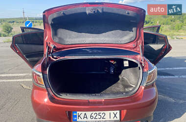 Седан Mazda 6 2011 в 