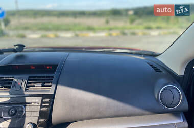 Седан Mazda 6 2011 в 
