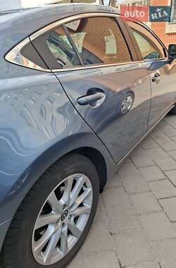 Седан Mazda 6 2013 в 