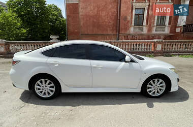 Седан Mazda 6 2010 в 