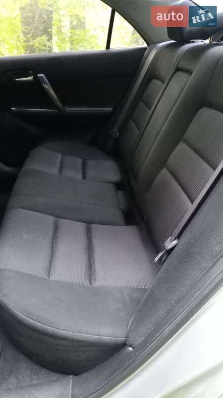 Седан Mazda 6 2005 в Лебедине