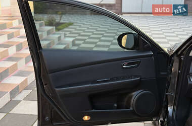 Седан Mazda 6 2012 в 