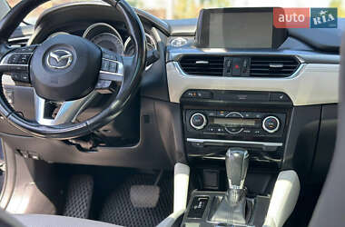 Седан Mazda 6 2016 в 
