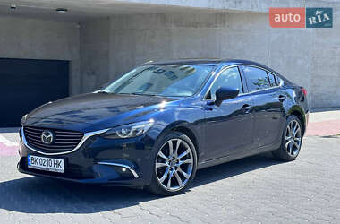 Седан Mazda 6 2016 в 