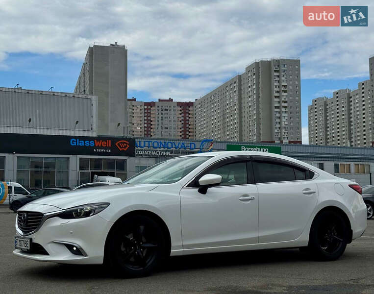 Седан Mazda 6 2016 в Киеве
