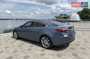 Седан Mazda 6 2015 в 