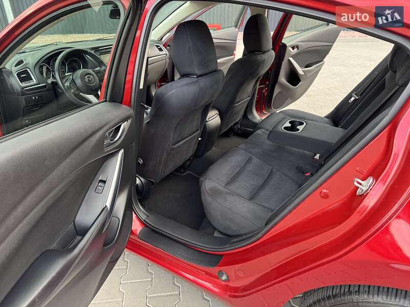 Седан Mazda 6 2014 в Киеве