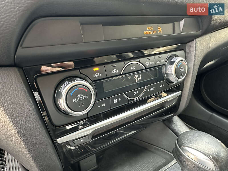 Седан Mazda 6 2016 в Киеве