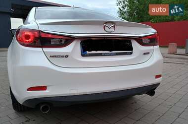 Седан Mazda 6 2014 в 