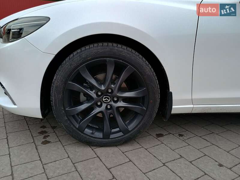 Седан Mazda 6 2014 в Бродах