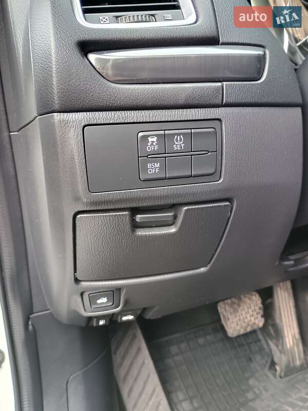 Седан Mazda 6 2014 в Бродах