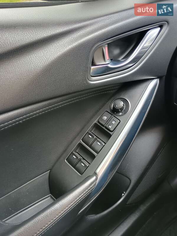 Седан Mazda 6 2014 в Бродах