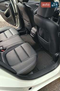 Седан Mazda 6 2014 в 