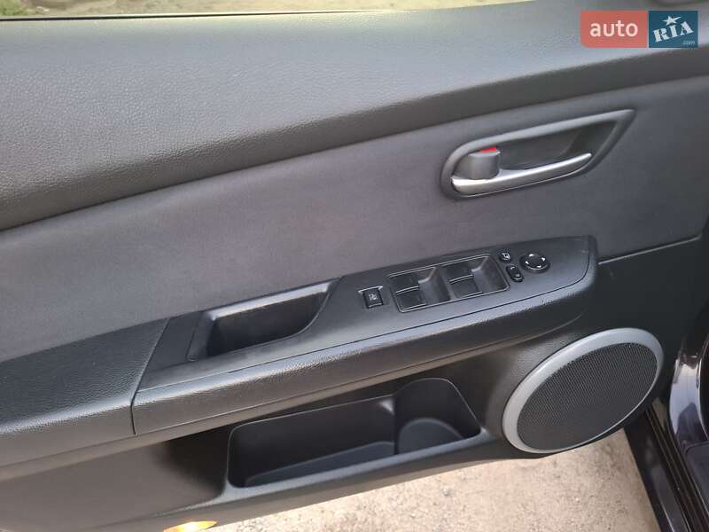 Седан Mazda 6 2009 в Кропивницком