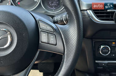 Седан Mazda 6 2015 в 