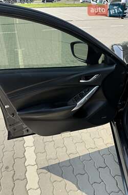 Седан Mazda 6 2014 в 
