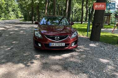 Седан Mazda 6 2012 в Знаменке