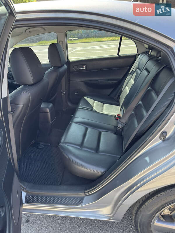 Лифтбек Mazda 6 2002 в Полтаве