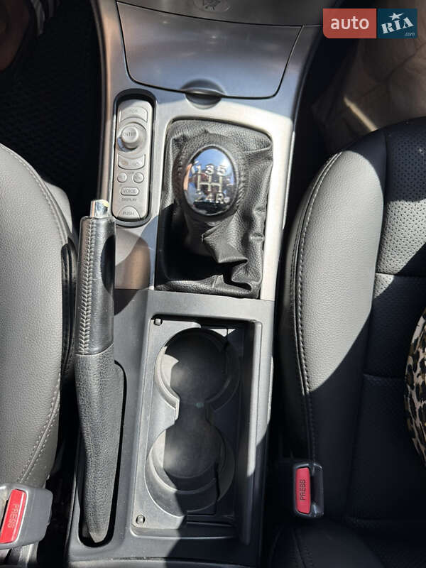 Лифтбек Mazda 6 2002 в Полтаве