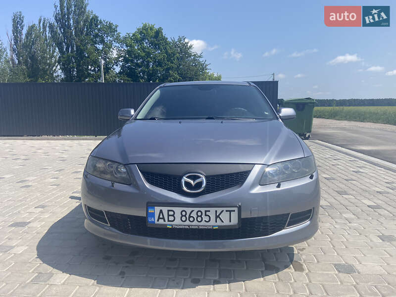 Седан Mazda 6 2006 в Гнивани