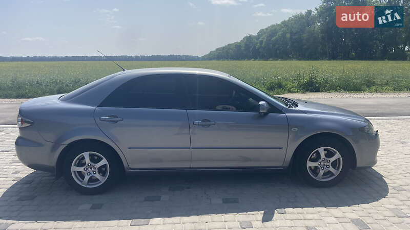 Седан Mazda 6 2006 в Гнивани