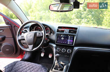 Седан Mazda 6 2011 в 