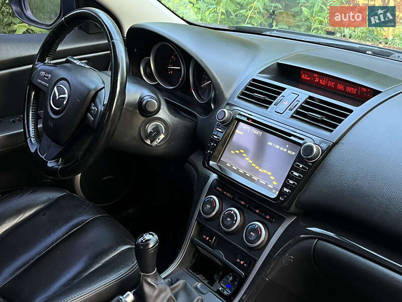 Седан Mazda 6 2008 в Мені