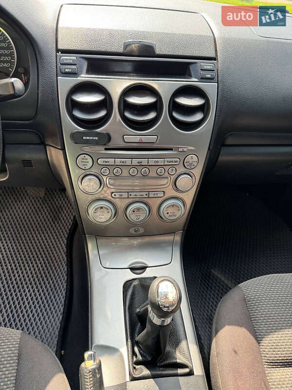 Седан Mazda 6 2004 в Житомире