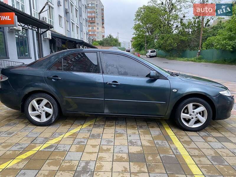 Седан Mazda 6 2005 в Обухове