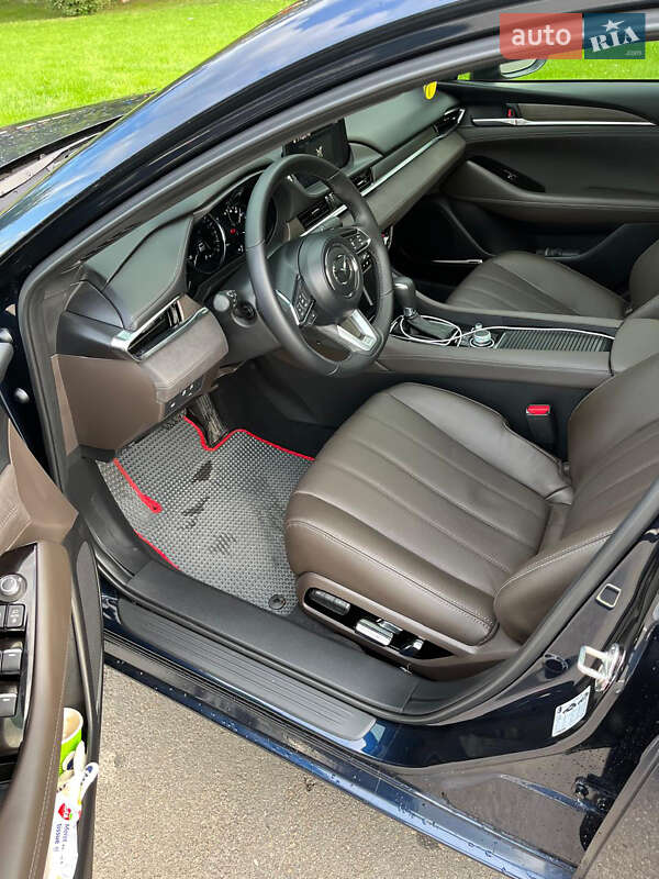 Седан Mazda 6 2021 в Гатном