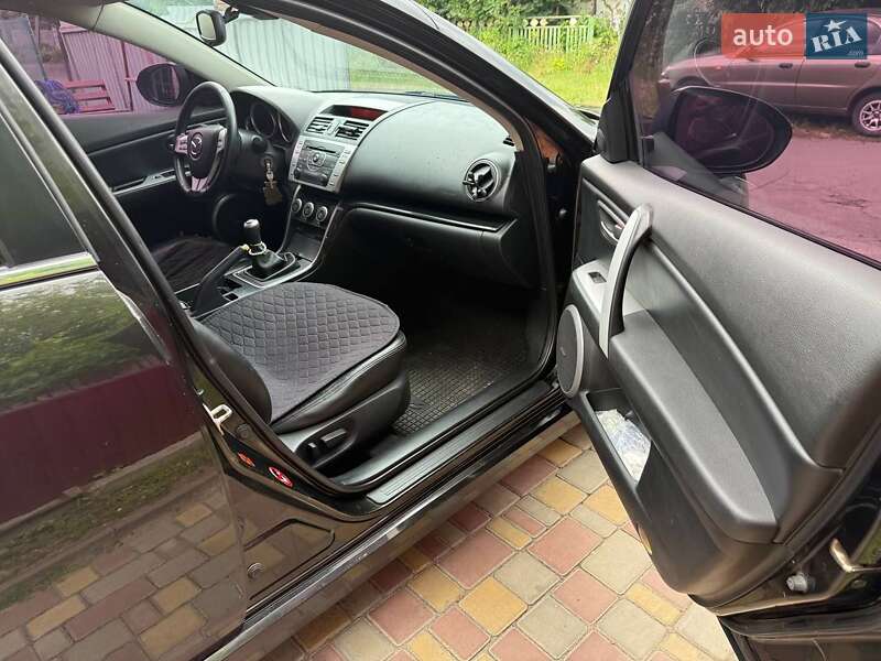 Седан Mazda 6 2008 в Умани