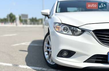 Седан Mazda 6 2015 в 
