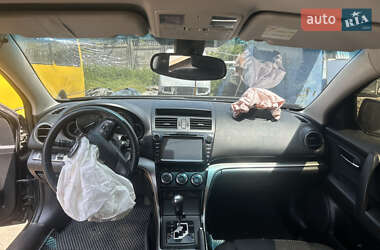 Седан Mazda 6 2011 в 