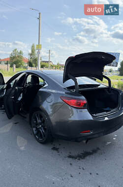 Седан Mazda 6 2014 в 