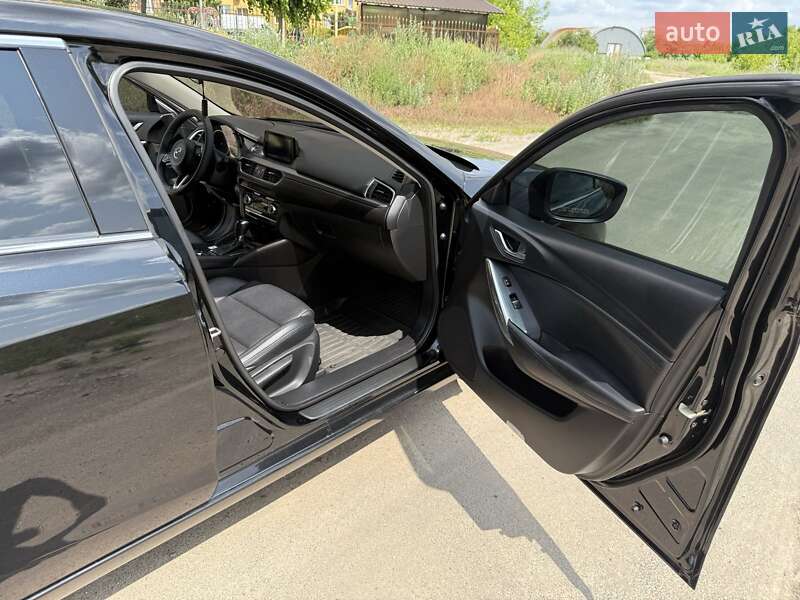 Седан Mazda 6 2017 в Киеве