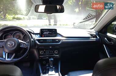 Седан Mazda 6 2017 в 