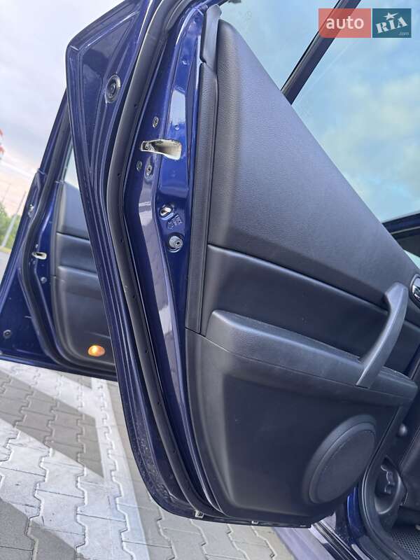 Универсал Mazda 6 2010 в Киеве