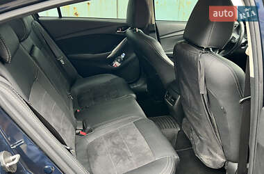 Седан Mazda 6 2016 в 