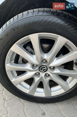 Седан Mazda 6 2015 в 