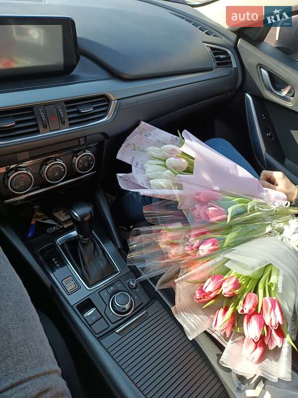 Седан Mazda 6 2015 в Киеве