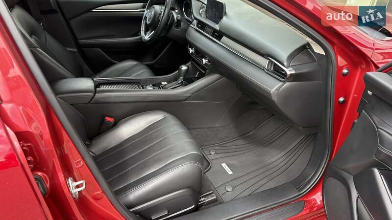 Седан Mazda 6 2019 в Киеве