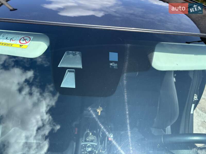 Седан Mazda 6 2014 в Запорожье