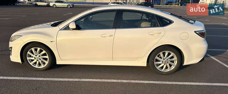 Лифтбек Mazda 6 2010 в Ровно