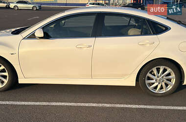 Лифтбек Mazda 6 2010 в 