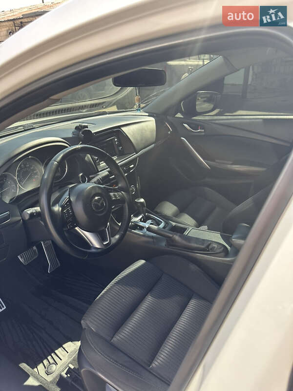 Седан Mazda 6 2013 в Киеве