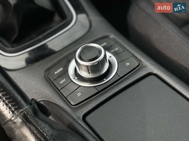 Седан Mazda 6 2012 в Львове