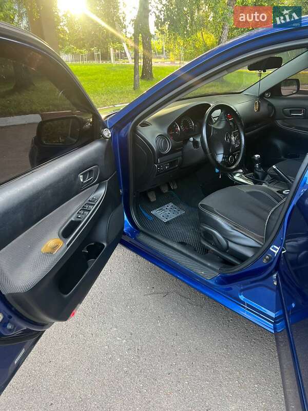 Седан Mazda 6 2003 в Бучі